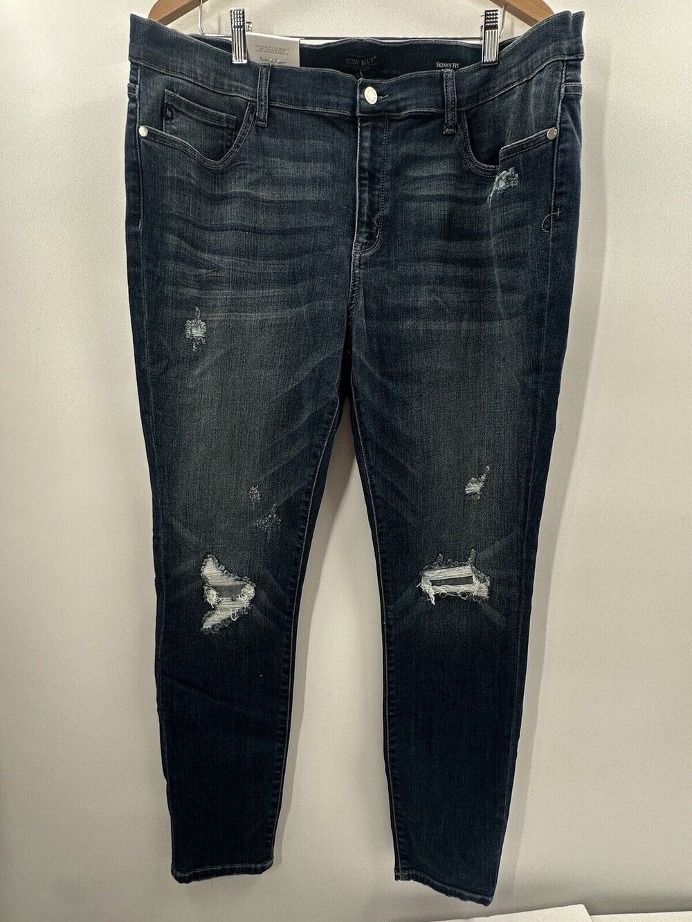 Judy Blue JB8263DK WOMENs 3XL DARK WASH DISTRESSED SKINNY JEANS PLUS STRETCH NWT